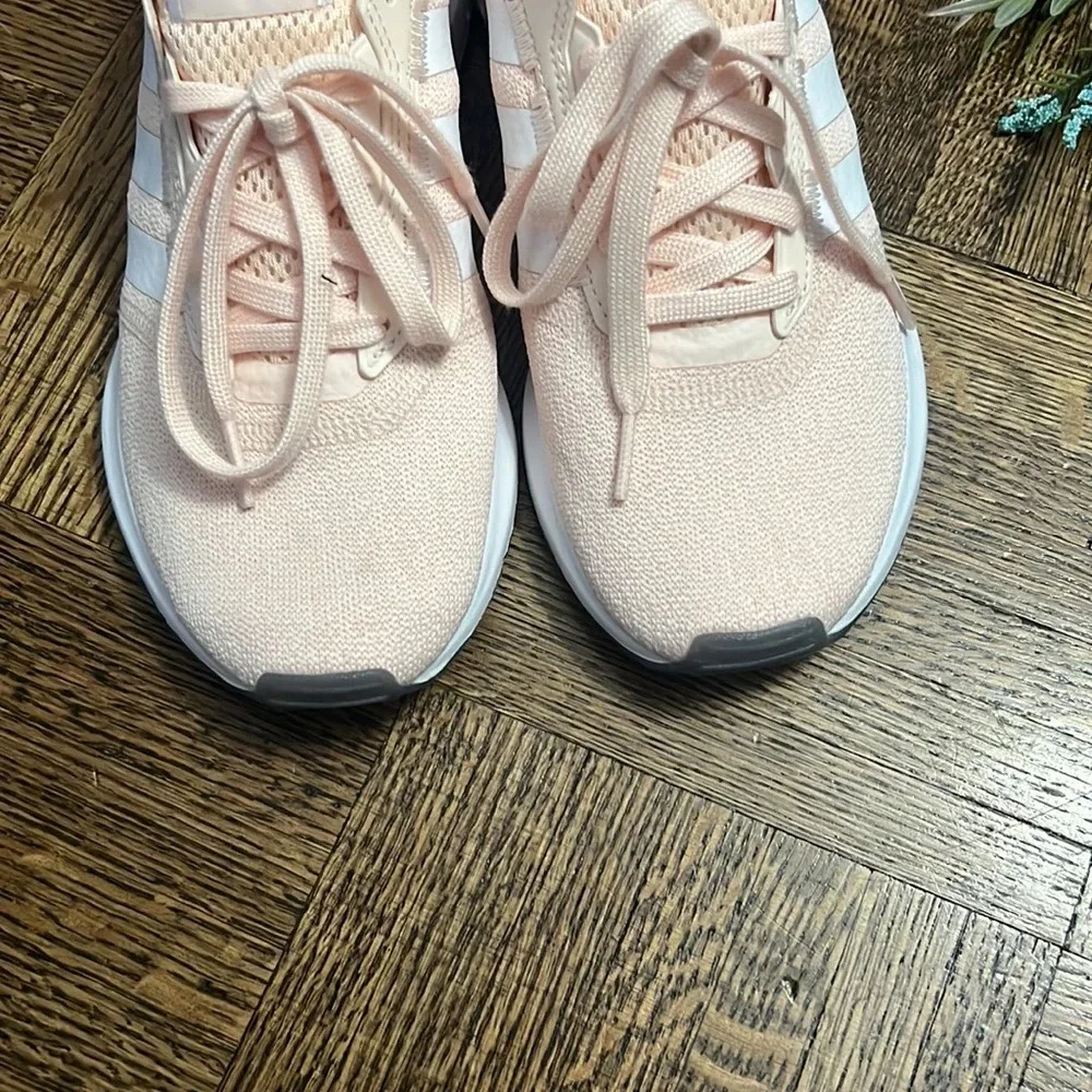 ADIDAS Swift Run / Running shoes - Picture 2 of 9